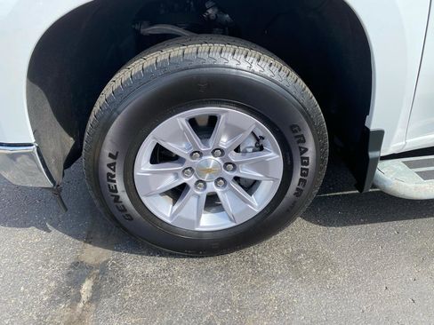 Used 2025 Chevrolet Silverado 1500 W/T image 31