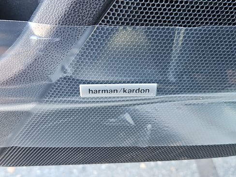 New 2025 Subaru Crosstrek 2.5i Limited image 9