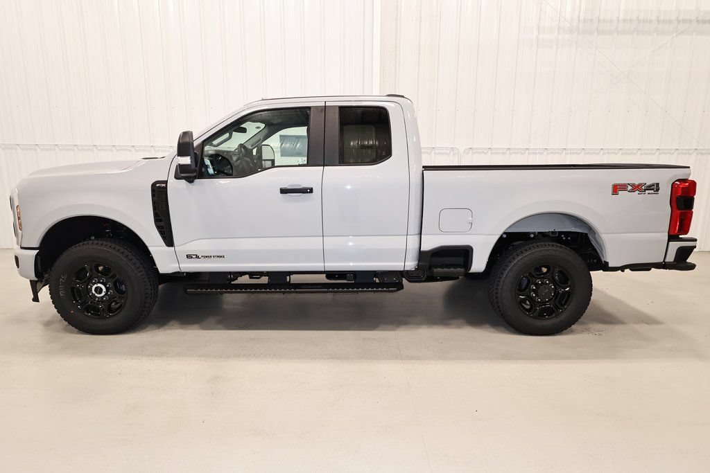New 2026 Ford F350 XL w/ STX Appearance Package AWD/4WD image 5