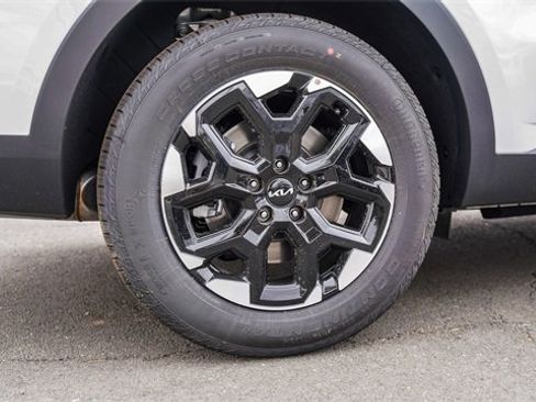 New 2026 Kia Sorento S image 9