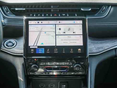 Used 2021 Jeep Grand Cherokee L Limited image 13