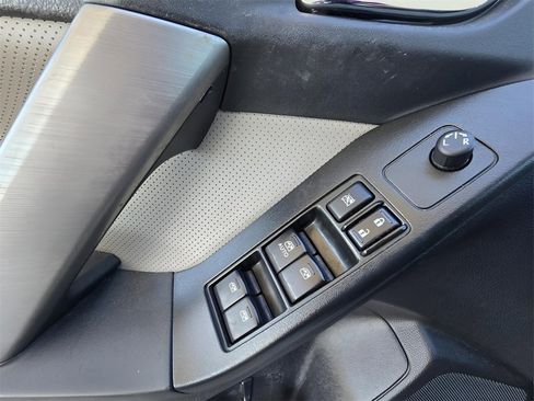 Used 2016 Subaru Forester 2.5i Touring w/ Popular Package #2 image 23