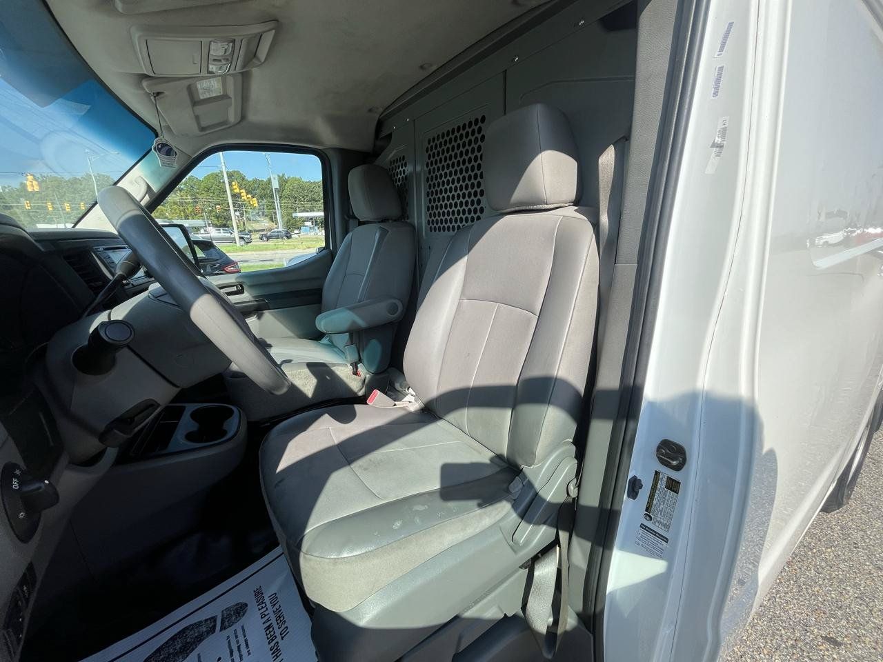 Used 2018 Nissan NV 2500 S RWD image 33