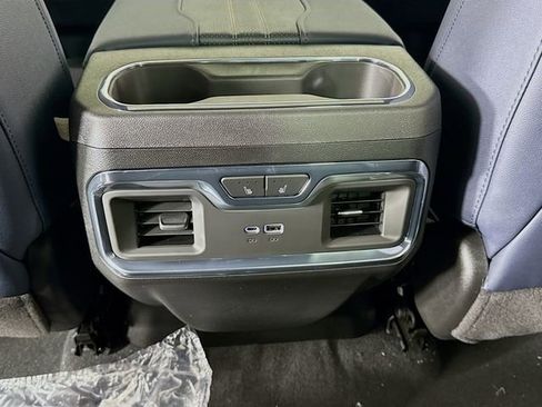 New 2026 Chevrolet Silverado 3500 High Country w/ High Country Premium Package AWD/4WD image 28