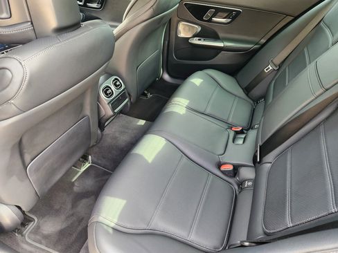 Used 2022 Mercedes-Benz C 300 Sedan image 29