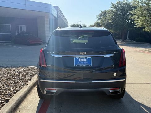 Used 2020 Cadillac XT5 Premium Luxury w/ LPO, Floor Liner Package FWD image 4
