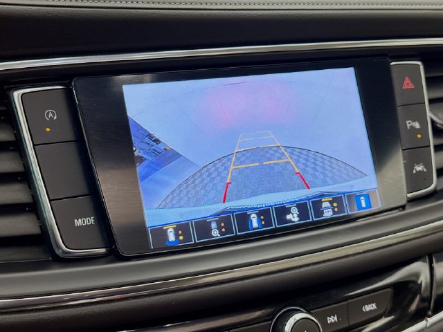 Used 2022 Buick Enclave Avenir w/ Avenir Technology Package FWD image 15