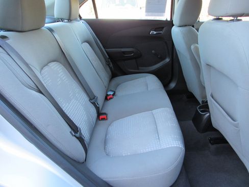 Used 2012 Chevrolet Sonic LS image 7