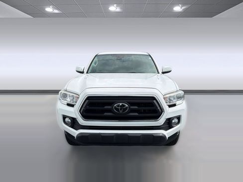 Used 2021 Toyota Tacoma SR5 RWD image 6