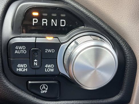 Used 2021 RAM 1500 Laramie AWD/4WD image 37