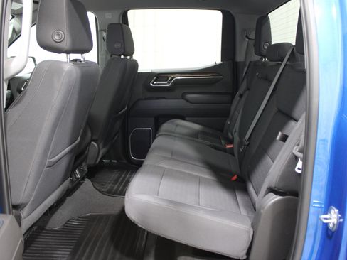Used 2022 GMC Sierra 1500 Elevation image 23