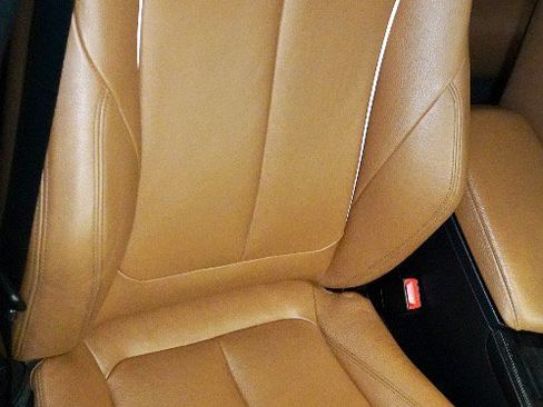 Used 2016 BMW 340i xDrive Sedan image 9