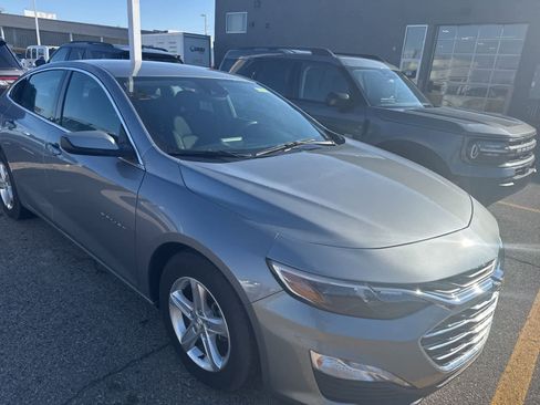 Used 2024 Chevrolet Malibu LT image 19