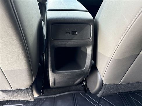 Used 2025 Chevrolet Trax ACTIV w/ Driver Confidence Package FWD image 20
