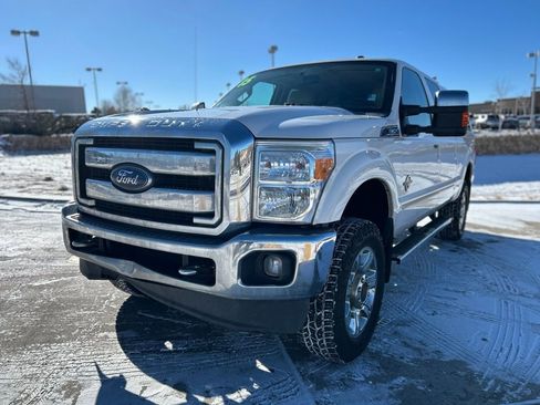 Used 2015 Ford F250 Lariat w/ Lariat Ultimate Package image 3
