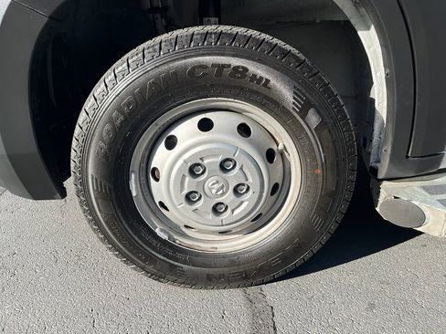 Used 2023 RAM ProMaster 2500 image 12