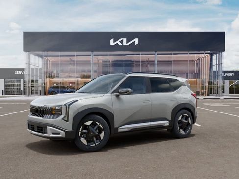 New 2027 Kia Seltos EX FWD image 3
