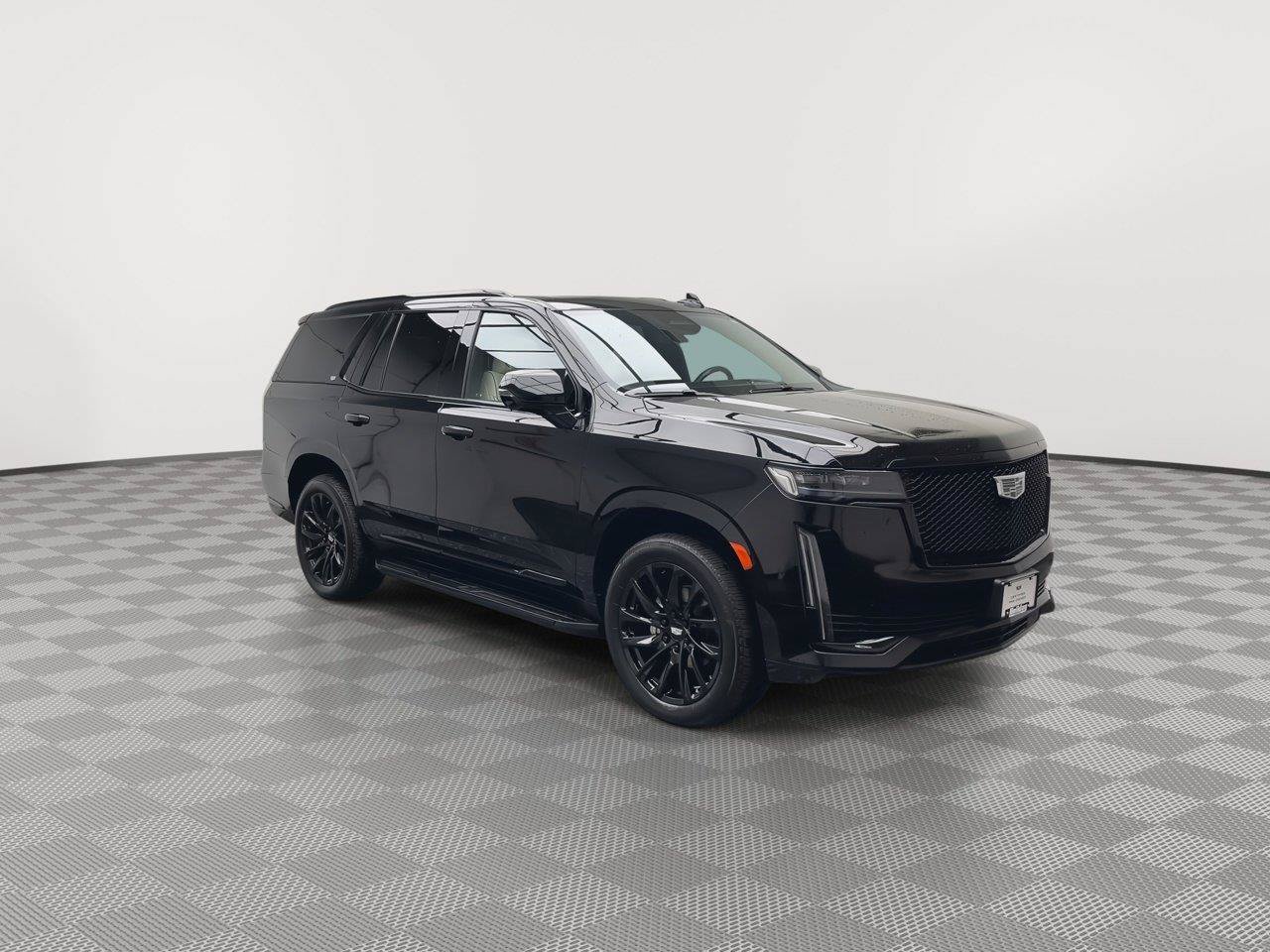 Certified 2023 Cadillac Escalade Sport w/ LPO, ONYX Package AWD/4WD image 39