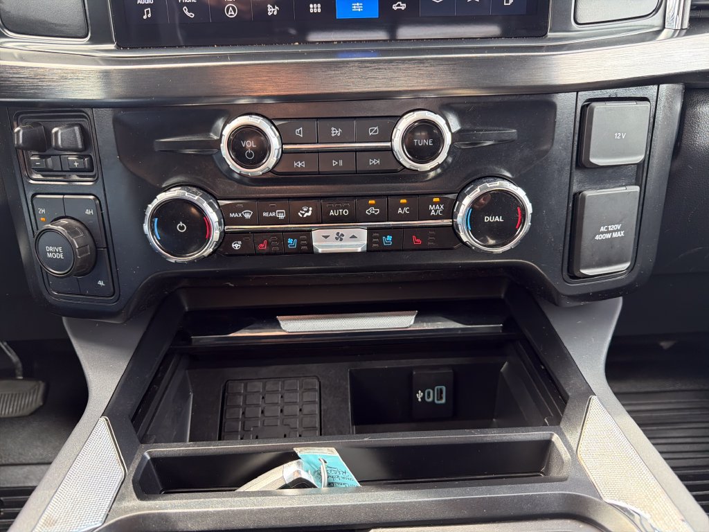 Used 2024 Ford F350 Lariat w/ Chrome Package AWD/4WD image 9