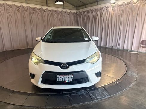 Used 2015 Toyota Corolla L FWD image 2