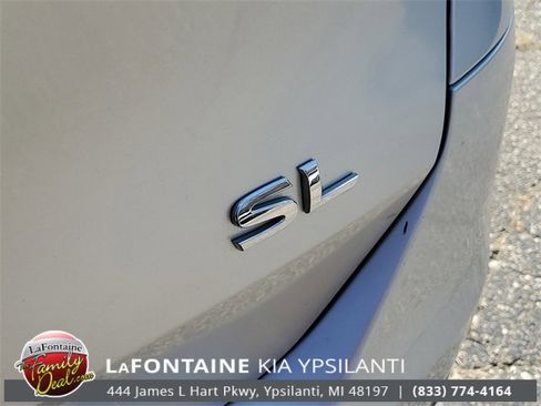 Used 2016 Nissan Rogue SL image 8