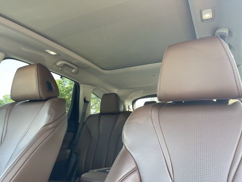 Used 2025 Acura MDX SH-AWD w/ Technology Package image 8