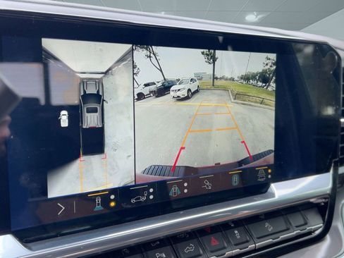 Certified 2024 Chevrolet Silverado 2500 High Country w/ Technology Package image 26