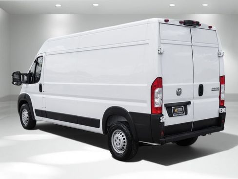 Used 2023 RAM ProMaster 2500 FWD image 9
