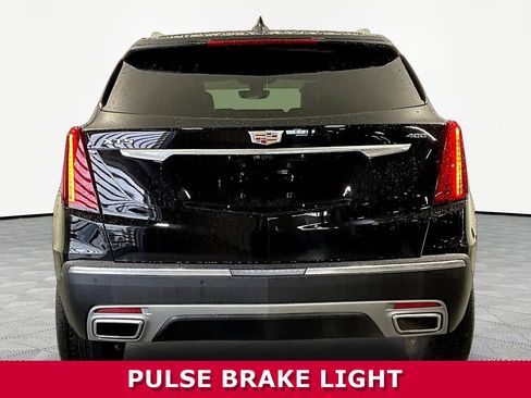 Used 2022 Cadillac XT5 Premium Luxury w/ Technology Package FWD image 5