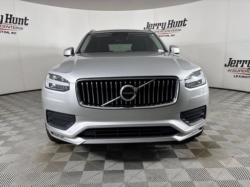 Used 2022 Volvo XC90 T6 Momentum w/ Advanced Package AWD/4WD image 2