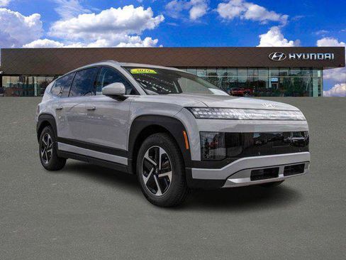 New 2026 Hyundai Ioniq 9 SE image 1