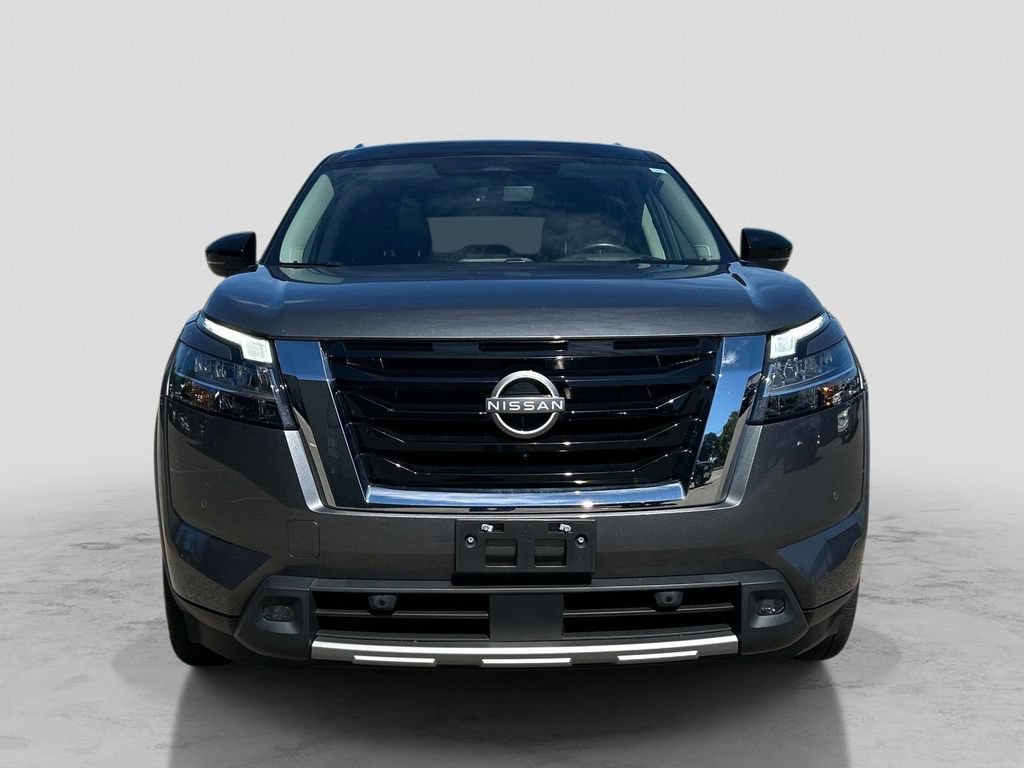 Certified 2023 Nissan Pathfinder Platinum w/ Cargo Package AWD/4WD image 8