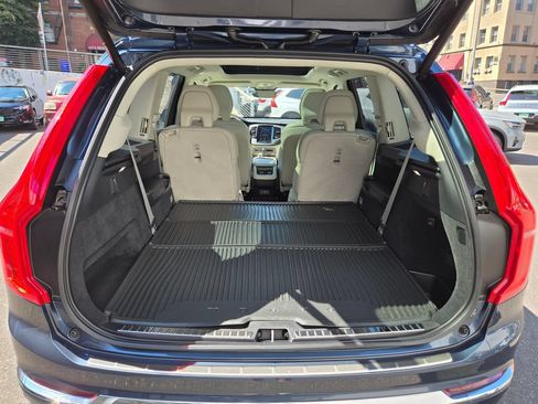 Certified 2023 Volvo XC90 B6 Ultimate w/ Protection Package Premier AWD/4WD image 13