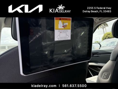 New 2026 Kia EV9 Wind image 16