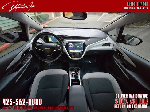 Used 2017 Chevrolet Bolt LT image 35