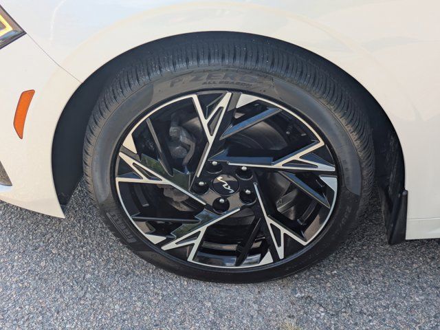 Used 2025 Kia K5 GT-Line w/ GT-Line Premium Package AWD/4WD image 14