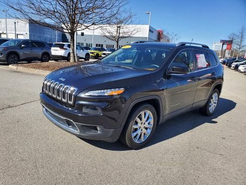 Used 2015 Jeep Cherokee Limited w/ Luxury Group image 10