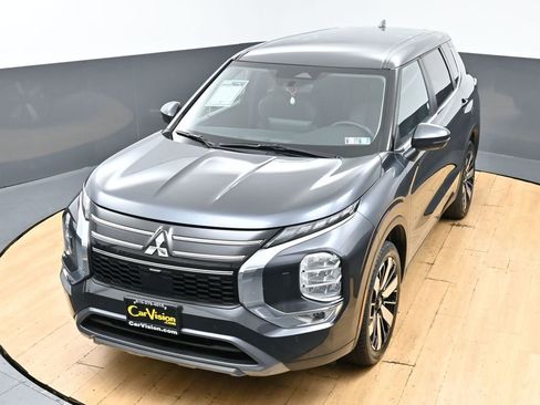 Used 2025 Mitsubishi Outlander SE AWD/4WD image 50