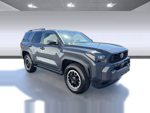 Used 2025 Toyota 4Runner TRD Off-Road image 7