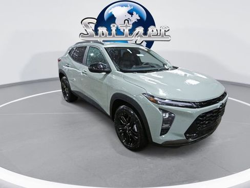 New 2026 Chevrolet Trax ACTIV w/ Driver Confidence Package image 2