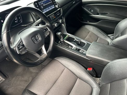 Used 2020 Honda Accord Sport image 14