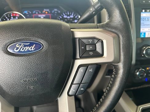 Used 2019 Ford F250 Lariat w/ Lariat Ultimate Package AWD/4WD image 23