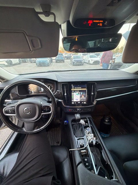 Used 2018 Volvo S90 T5 Momentum w/ Convenience Package AWD/4WD image 18