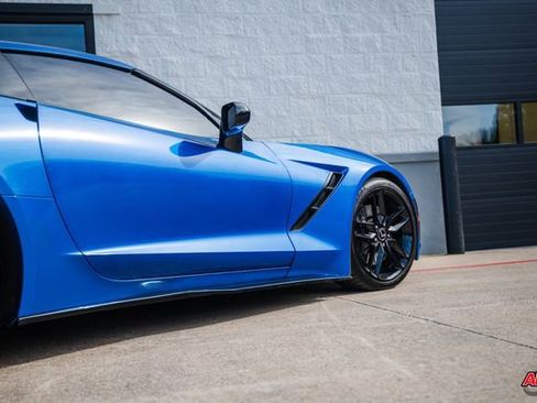 Used 2014 Chevrolet Corvette Stingray Z51 w/ 3LT Preferred Equipment Group image 29