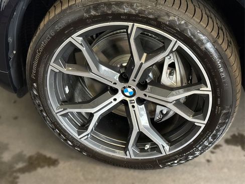 New 2026 BMW X5 xDrive50e w/ M Sport Package AWD/4WD image 15