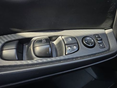 Used 2024 Nissan Sentra SV image 29