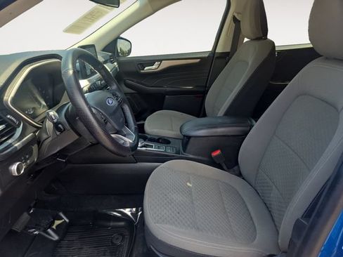 Used 2021 Ford Escape SE FWD image 9