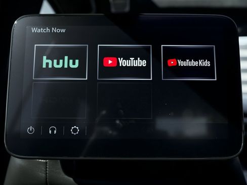 Used 2023 Cadillac Escalade V w/ LPO, ONYX Package image 51