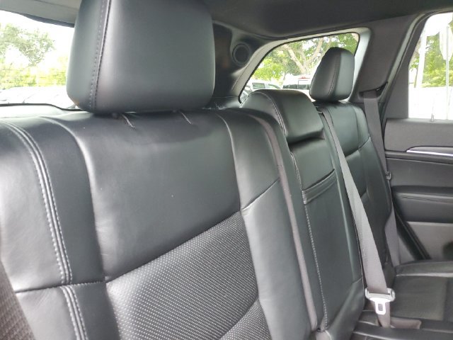 Used 2020 Jeep Grand Cherokee Limited RWD image 25