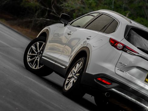 Used 2018 MAZDA CX-9 Grand Touring image 23